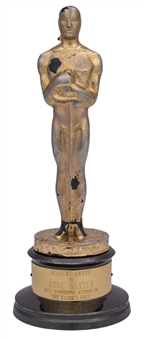 1947 Academy Award Oscar Presented to Anne Baxter For Best Supporting Actress in "The Razors Edge"